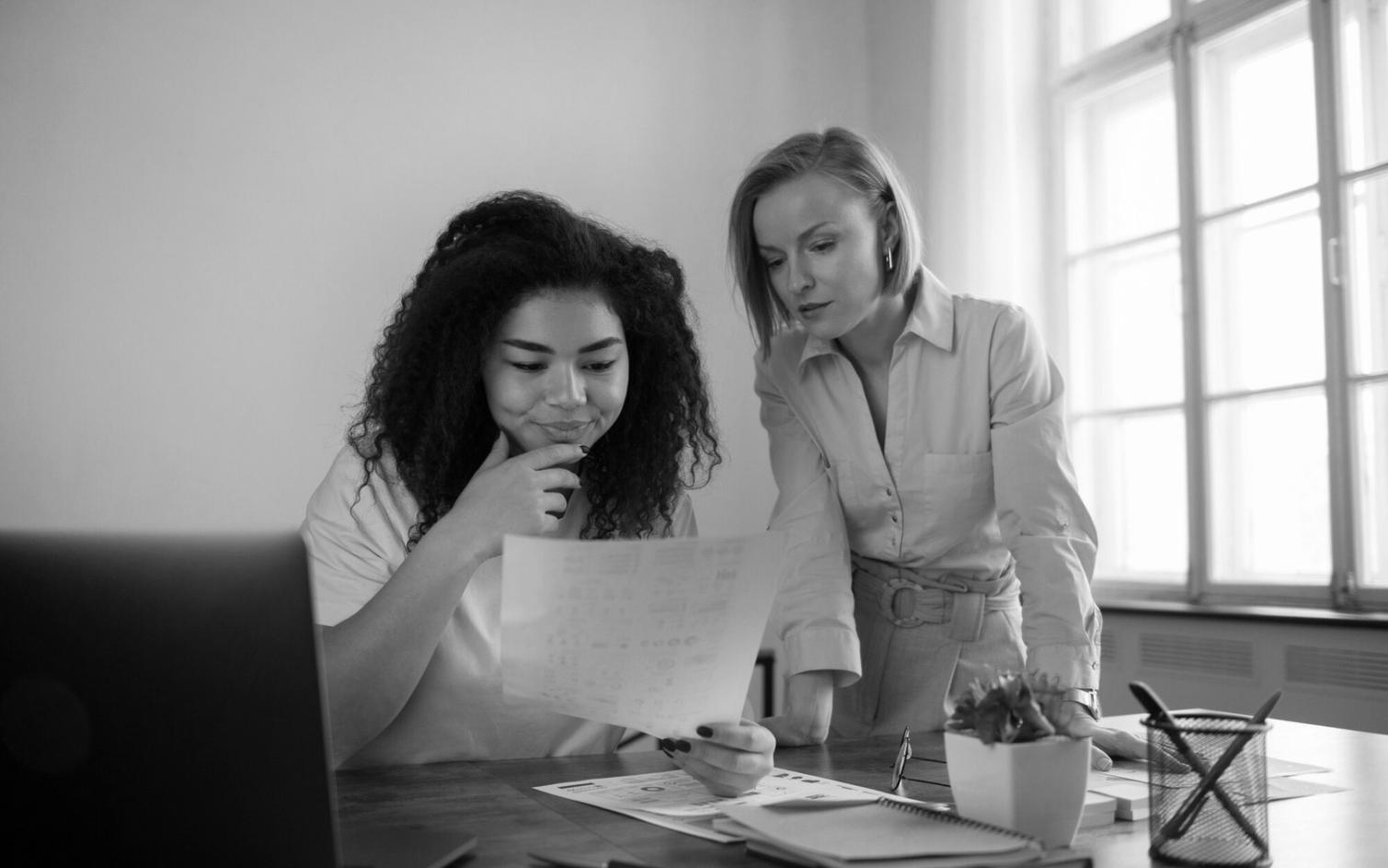 Sesión de formación en finanzas corporativas