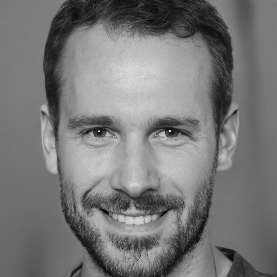 Carlos Mendoza, Director Académico de Finanzas Corporativas